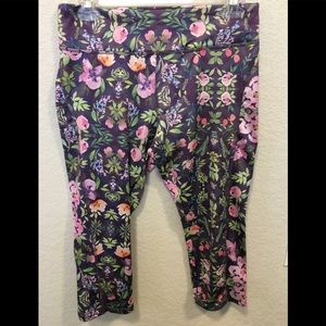 LulaRoe Jade Capri